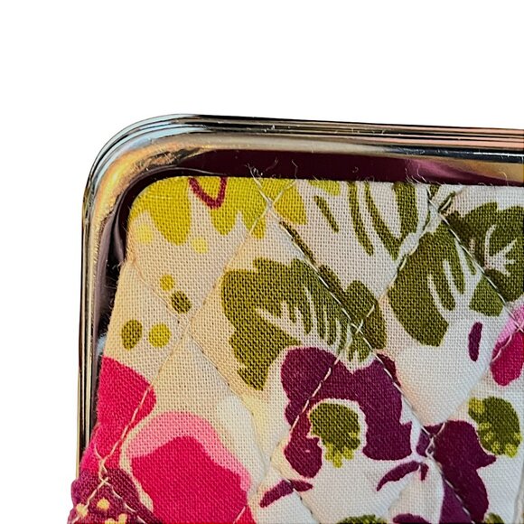 Vera Bradley Clutch Wallet Made Me Blush Flowal Closure Quilted Double Kisslock - Picture 7 of 9
